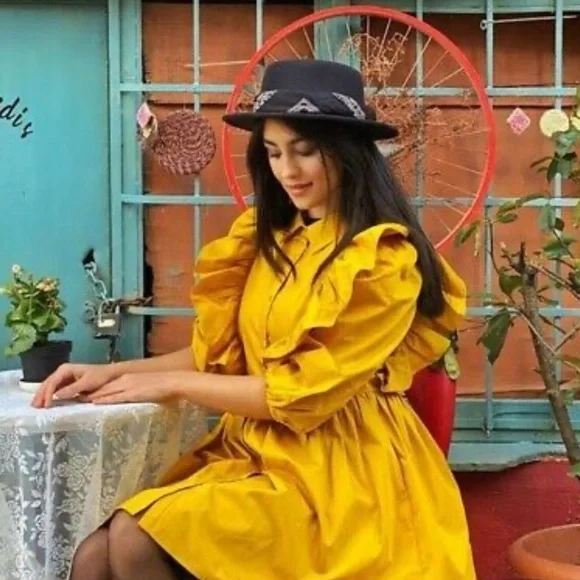 New ZARA RUFFLED VOLUMINOUS DRESS - Picture 4 of 17